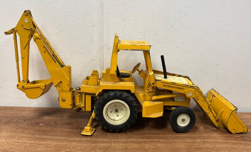 Ertl vintage international - vintage,